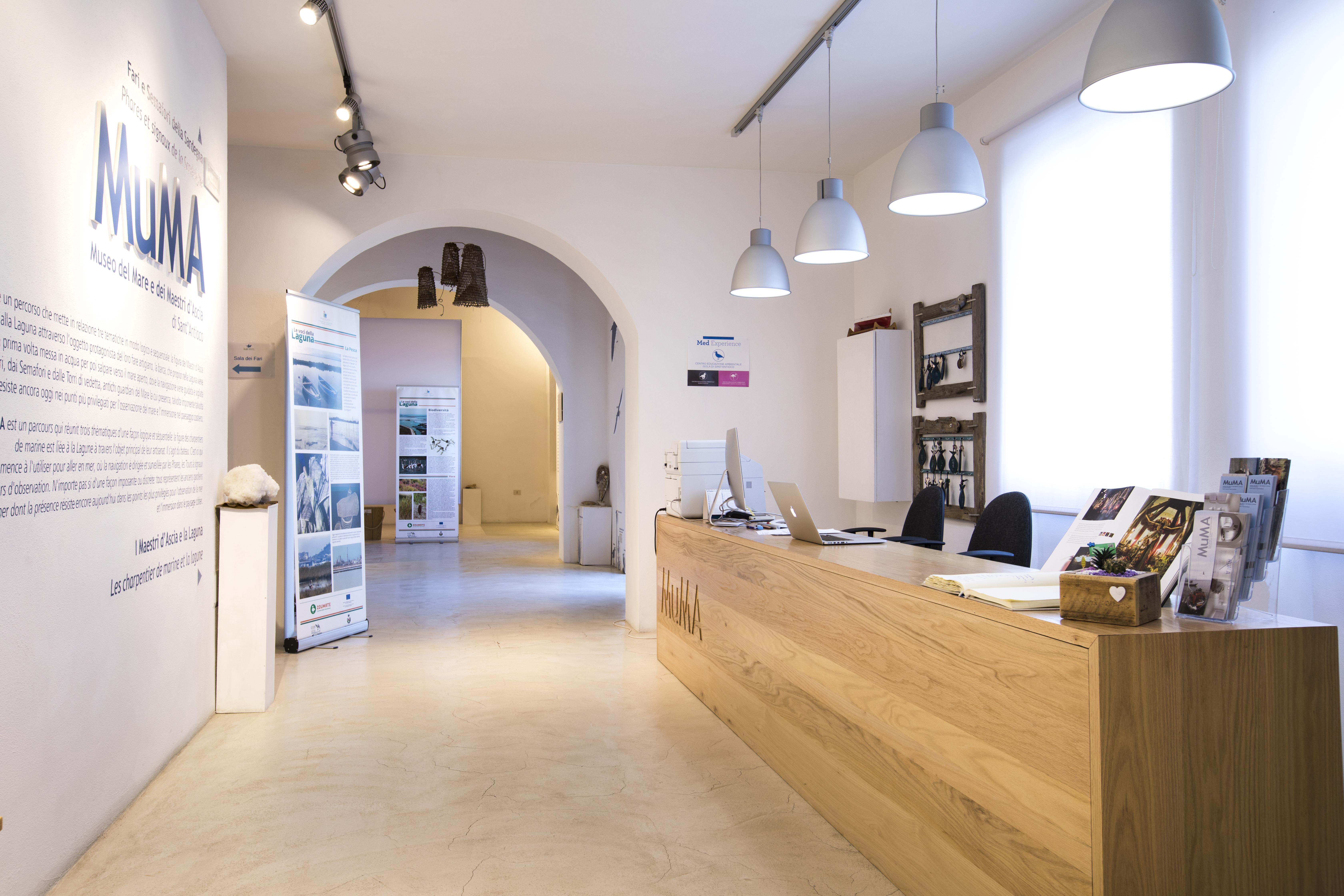 Muma Hostel SantʼAntìoco Kültér fotó