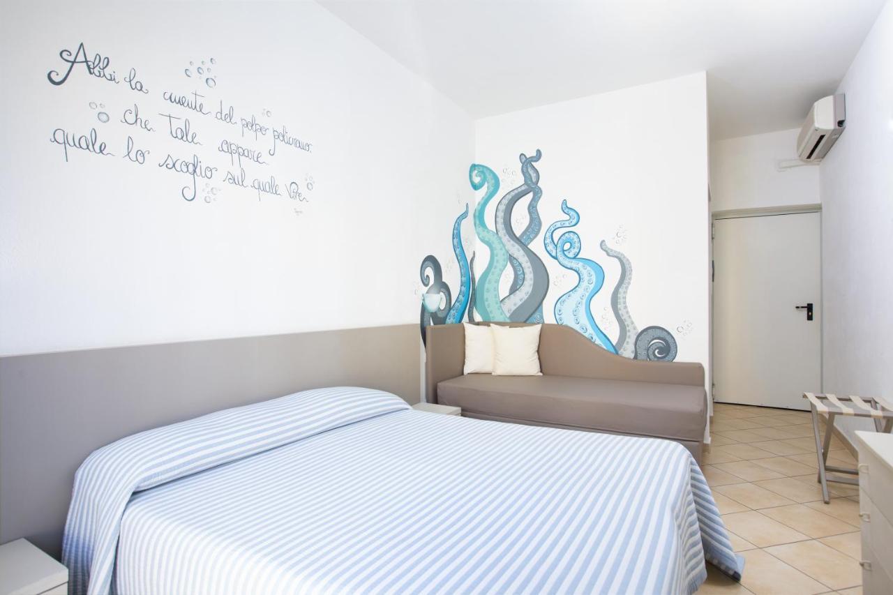 Muma Hostel SantʼAntìoco Kültér fotó