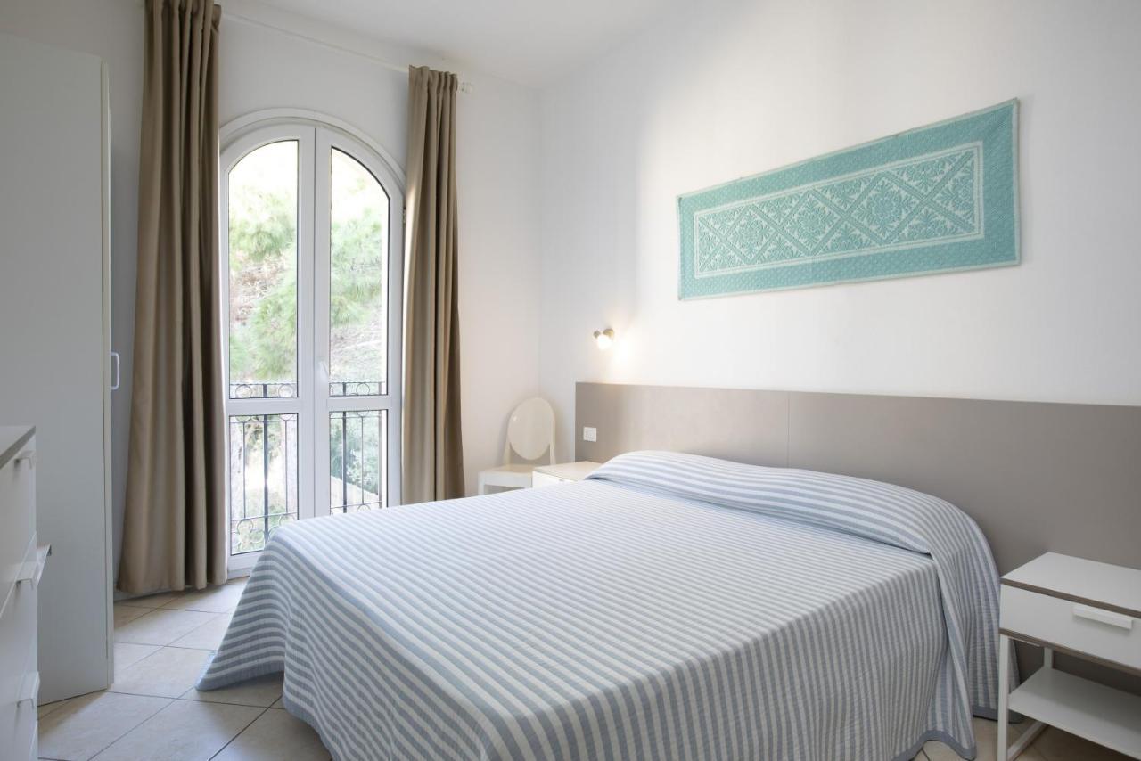 Muma Hostel SantʼAntìoco Kültér fotó