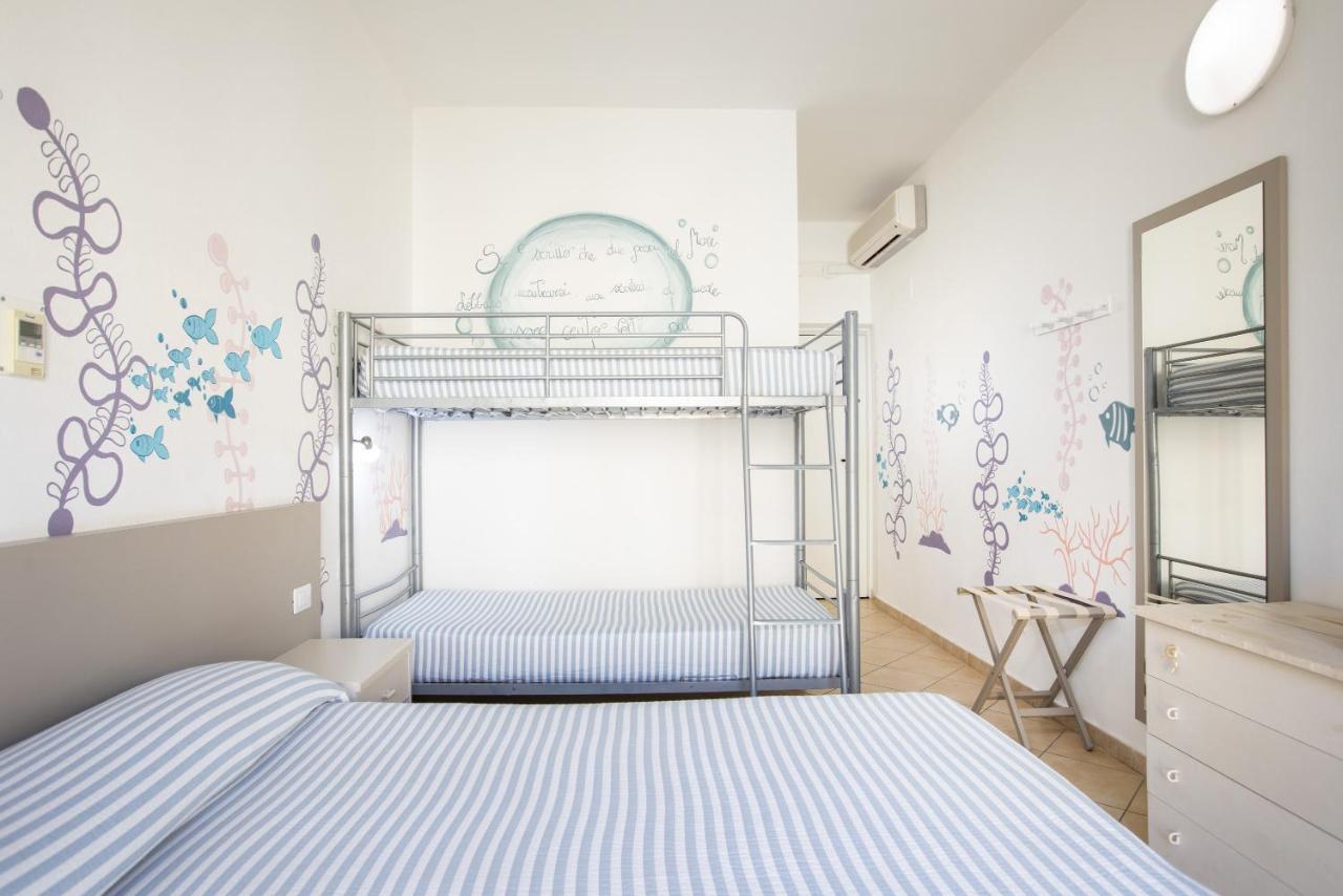 Muma Hostel SantʼAntìoco Kültér fotó