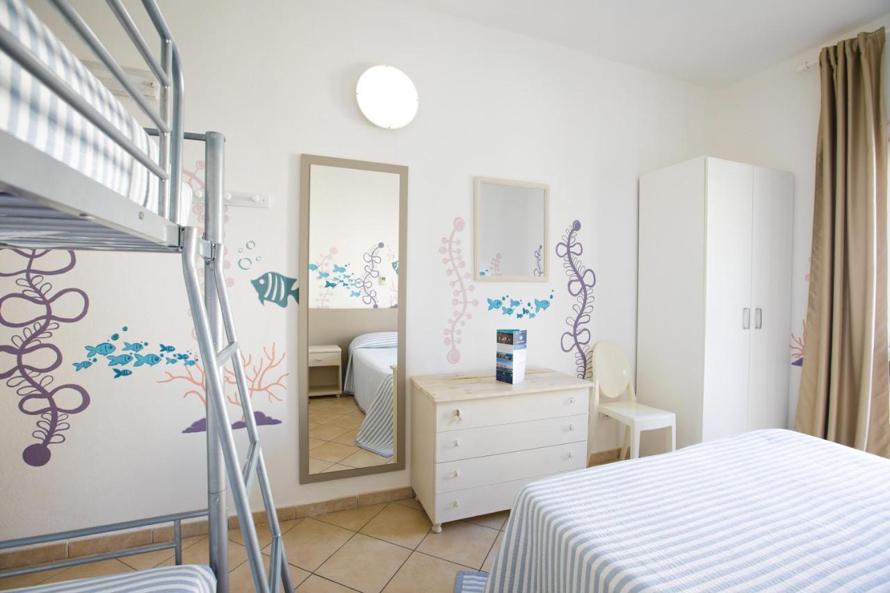 Muma Hostel SantʼAntìoco Kültér fotó